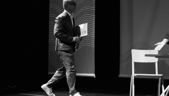 Kao I-feng: Mistrovský koktejl kultur a&nbsp;žánrů